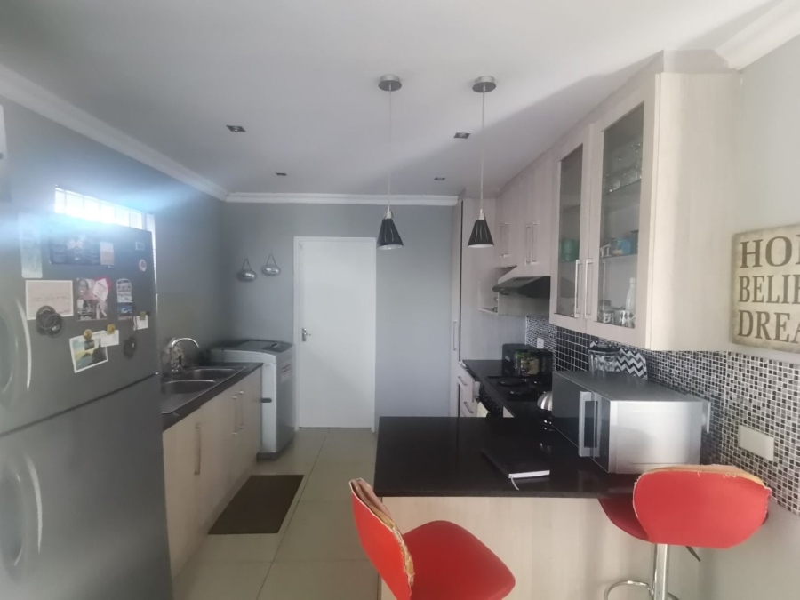 2 Bedroom Property for Sale in Fairview Eastern Cape